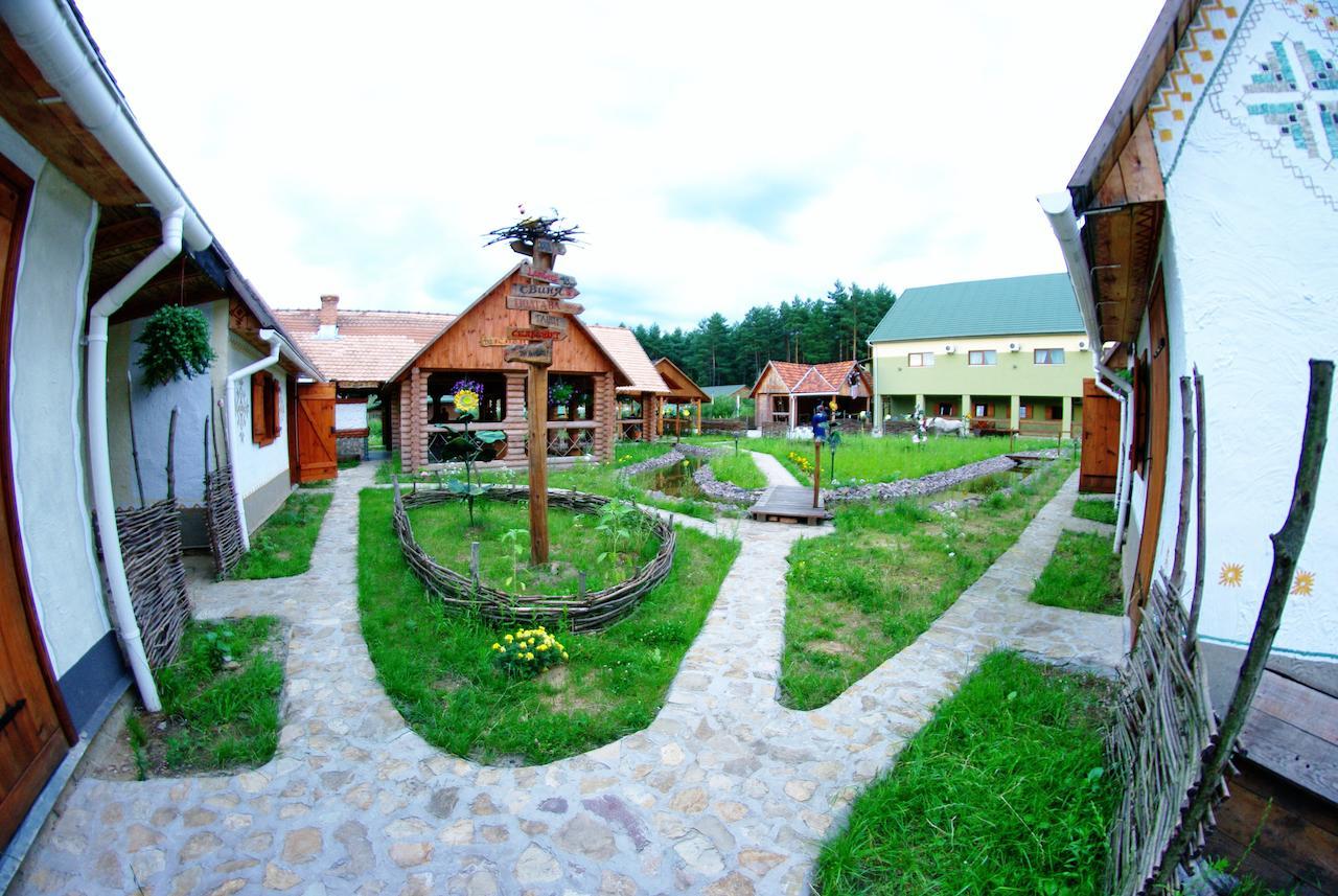 Hotel Mirage Sudovaya Vishnya Exteriér fotografie